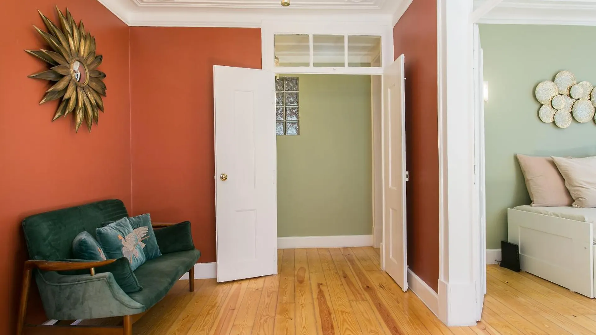 Apartament Historical Center, Large 2 Bedroom Apartment, Bright & Stylish Lizbona Portugalia